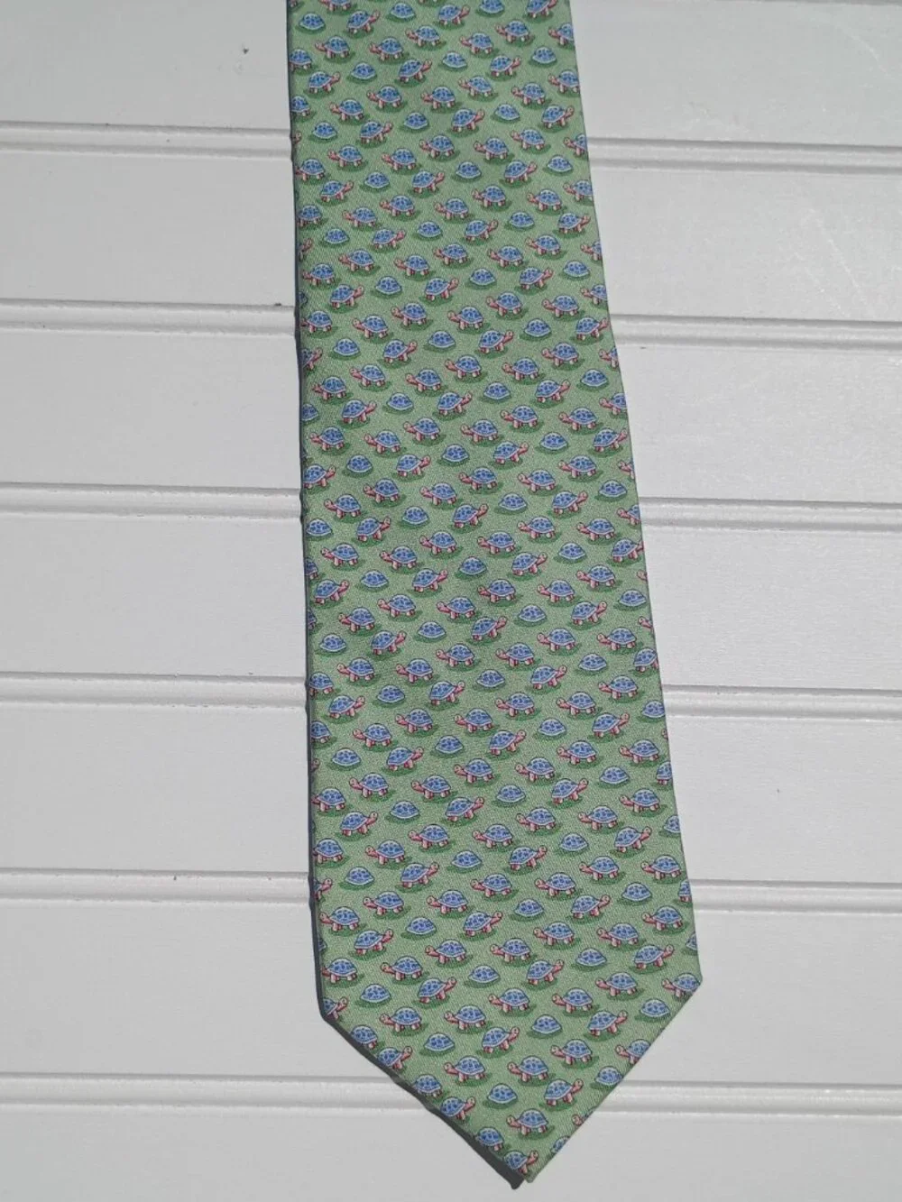 Vineyard Vines Turtle Necktie Pale Green with Turtles Silk Tie Shep and Ian